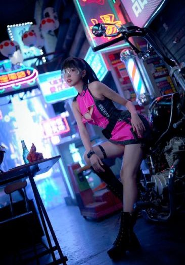 欧美av最漂亮演员_720在线播放