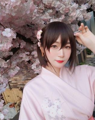青青草免费线观国产_BD韩语电影完整版