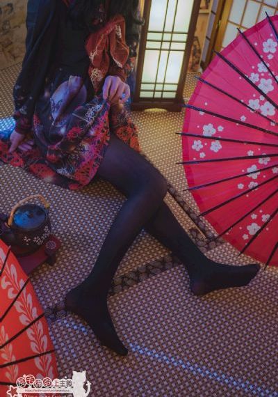欧美头像简约女_BD动漫免费观看