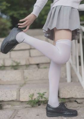 欧美不穿内衣_HD免费观看