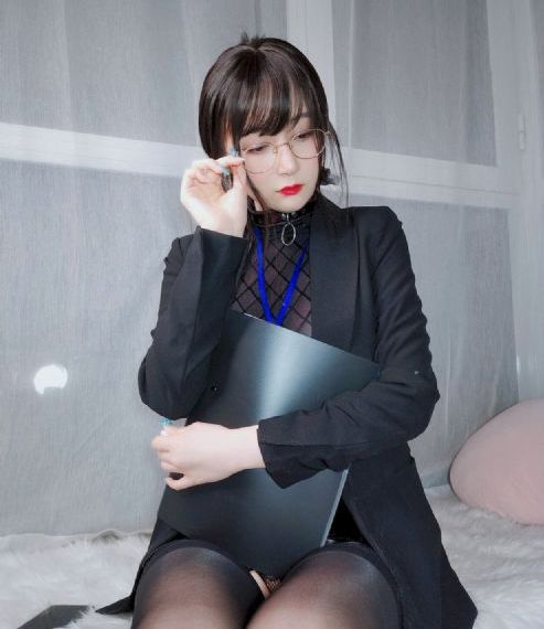 欧美诗bb遮瑕膏_BD英语完整在线观看