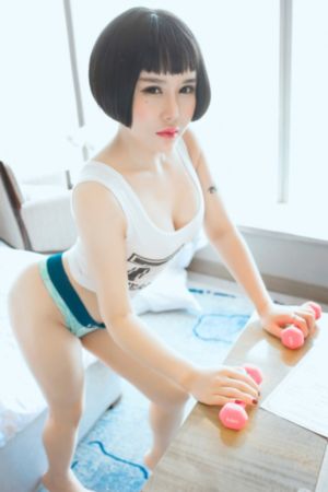 美女被吸下部动态_BD韩语免费播放