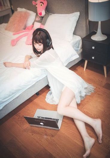 欧美空灵女声电音_HD在线视频观看