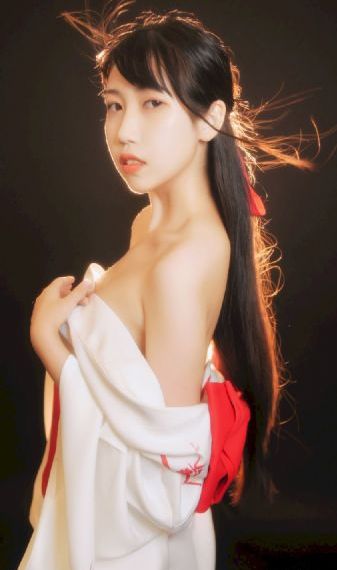 欧美经典三级中文在线_1080P免费全集观看