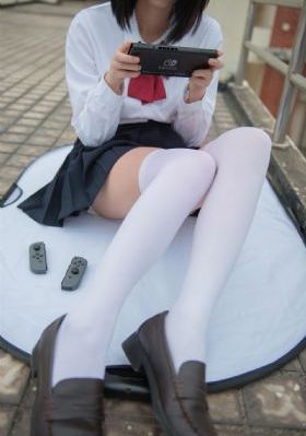 美女白嫩小泬喷潮抽搐视频_BD英语电影完整版