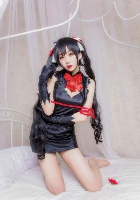 日韩精品在线视频模特玲玲_720高清完整版
